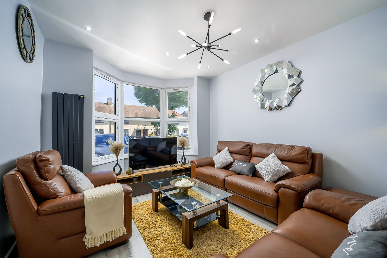 Modern residential design and build outdoor area in South London