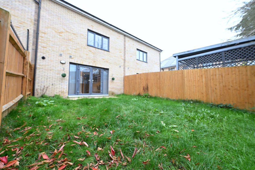 holiday home mitcham project detail image 1