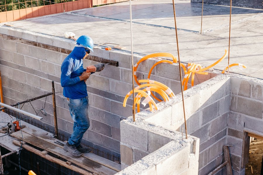 CONSTRUCTION & TURNKEY EXECUTION [SITE]